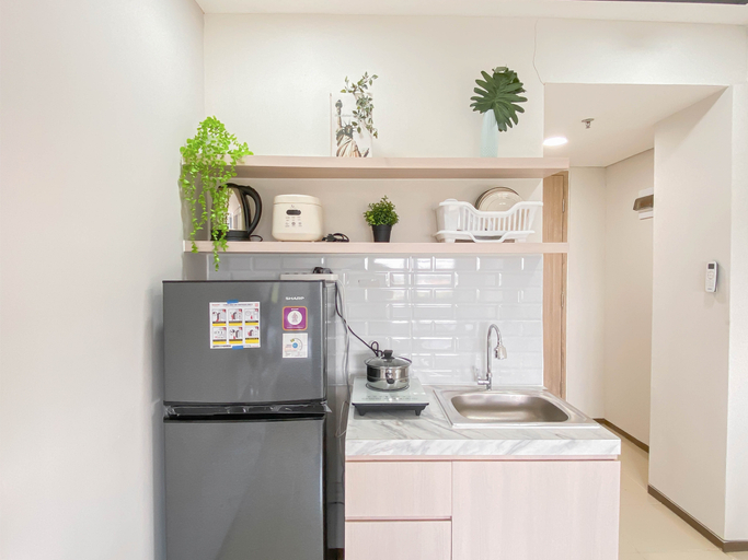 Others 2, White Accent Studio at Apartment Meikarta near Paramadina University By Travelio, Cikarang