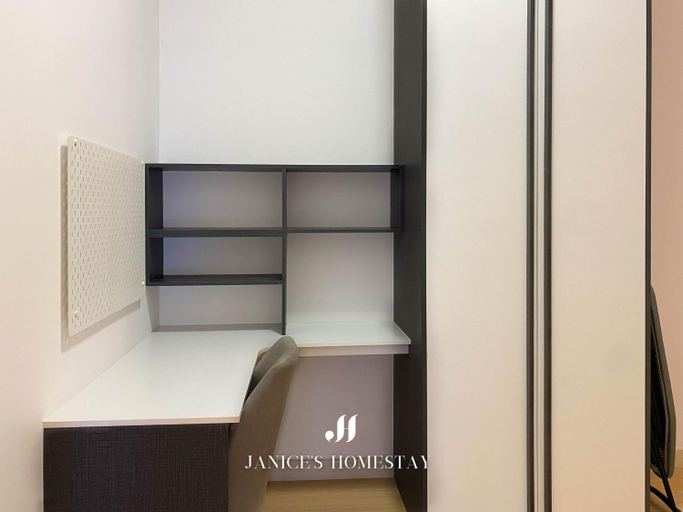 Bedroom 3, Continew Residences by Janice's Homestay, Kuala Lumpur