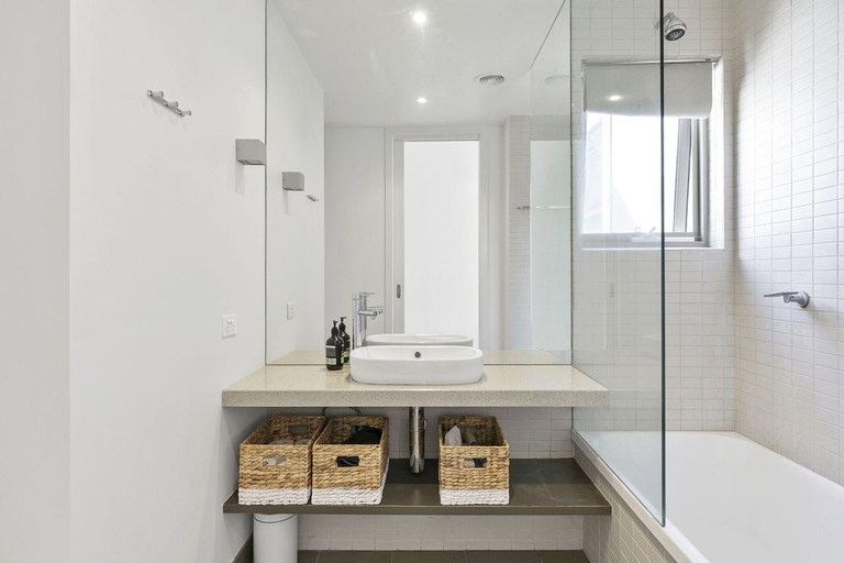 Bathroom 2, Waterfront Seven, Surf Coast - West