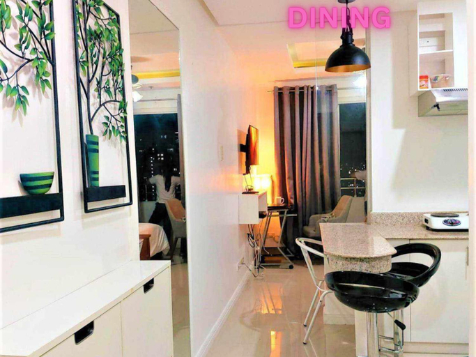 Others 4, Enjoy Free Sauna And Pool Access, Save 40 Percent This Month On A Deluxe Unit In Manila With A Balco, Manila City