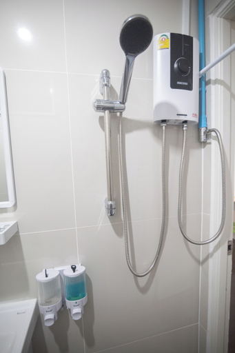 Bathroom 5, Bangkok Cozy Home at Khaosan Road, Phra Nakhon