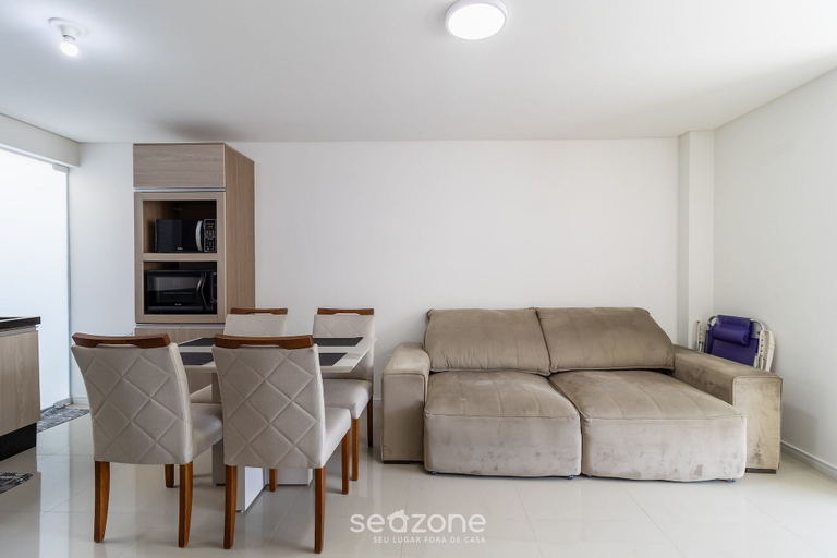 Living area 4, Apt w Balcony in a Privileg Location in BC Bfh0101, Balneário Arroio do Silva