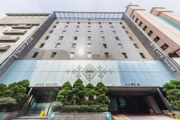 Exterior & Views 5, Ritz Hotel, Nowon