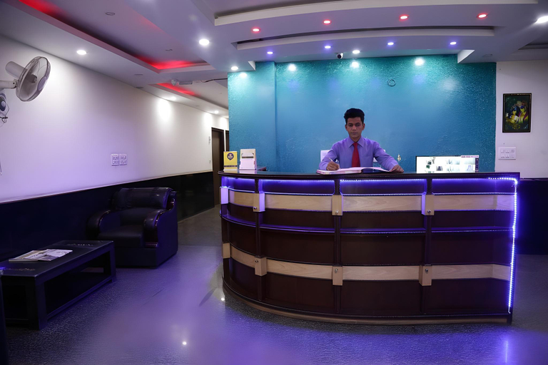 Others 5, Airport Hotel Earth, Delhi