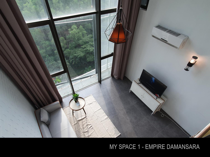 Others 5, Hello Empire Damansara (Wifi & Netflix), Petaling Jaya