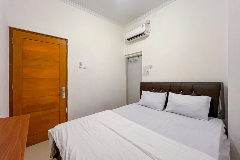 Bedroom 3, JJ House Mitra RedDoorz, West Jakarta