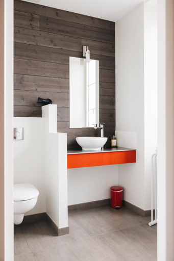 Bathroom 2, La Maison D'Olivier, Vendée