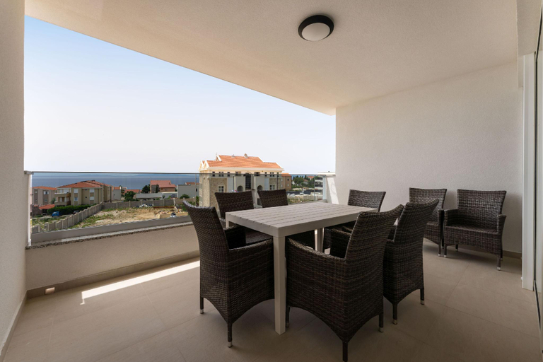 Balcony/terrace 2, Deluxe Apartment Rita 10, Novalja