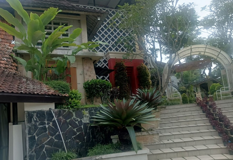 Exterior & Views 2, The Village Bumi Kedamaian, Bogor