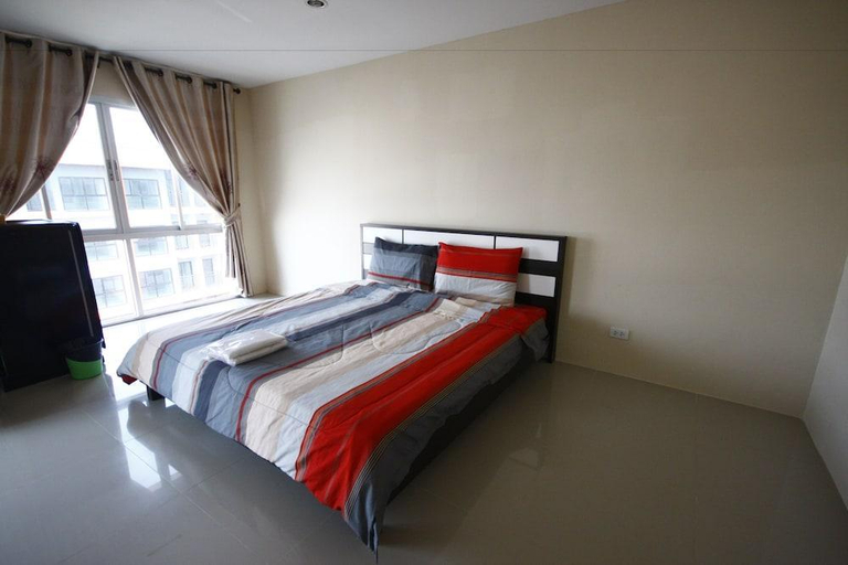 Others 4, Sunisa Plus Bangsaen, Muang Chon Buri