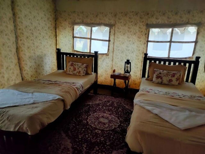 Bedroom, Delta 105 - A Military Themed Adventure Park, Mewat