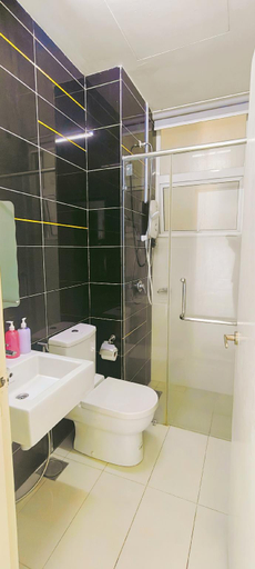 Bathroom 2, Skypod Puchong Residence, Puchong