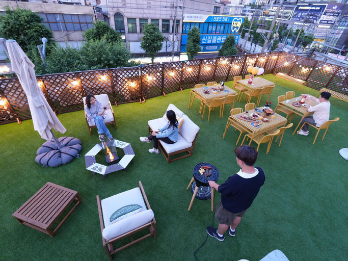 Food & Drinks 5, The Road Minihotel, Yeongdeungpo