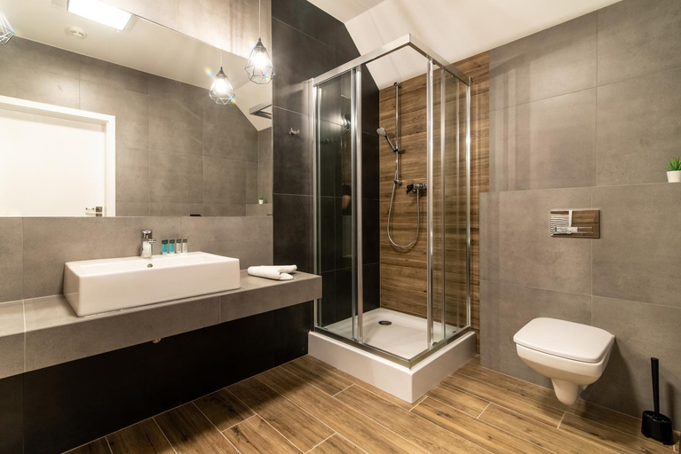 Bathroom 4, Ostoja Garden, Kraków