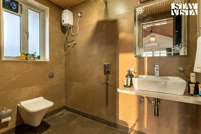 Bathroom 3, StayVista at Ashwamedha Manor, Raigarh
