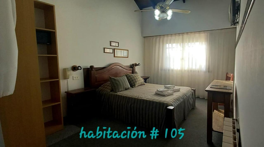 Others 2, Hosteria Anchimalen, Villa Gesell