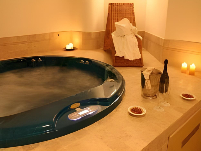 Bathroom 5, Hotel Cresta et Duc, Aosta