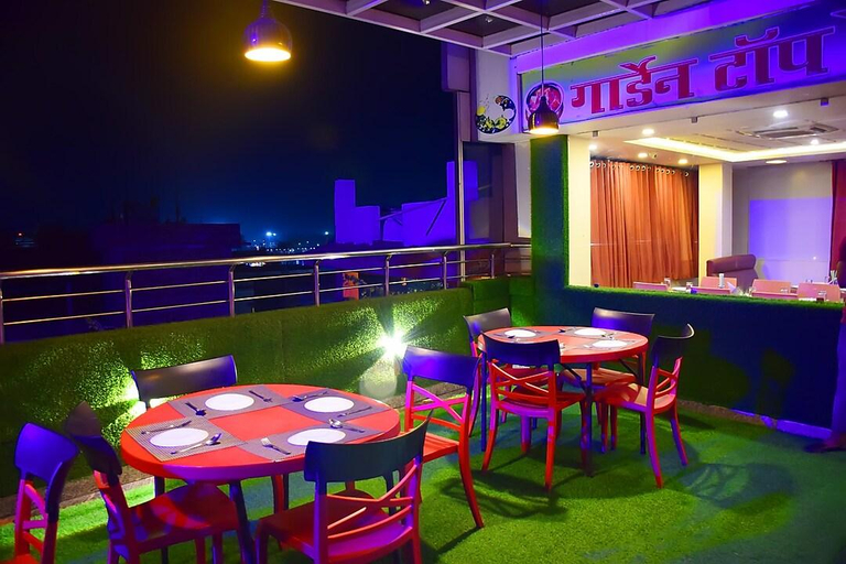 Others 3, Hotel Anand International, Samastipur