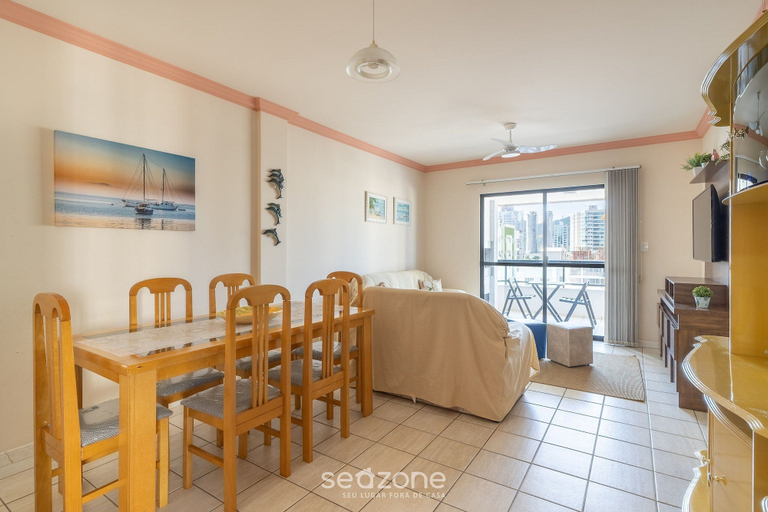 Living area, Apt With sea View and Barbecue in Itapema Gbl601, Itapema