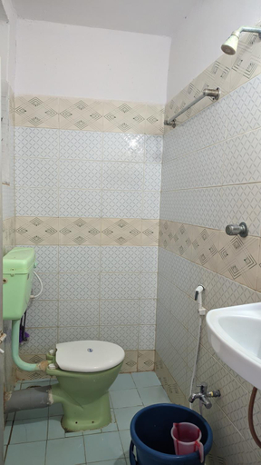 Bathroom 3, Sunny cliff, North Goa