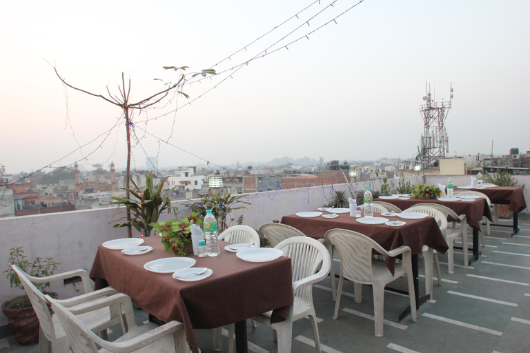 Food & Drinks 5, Hotel Star Paradise, Delhi