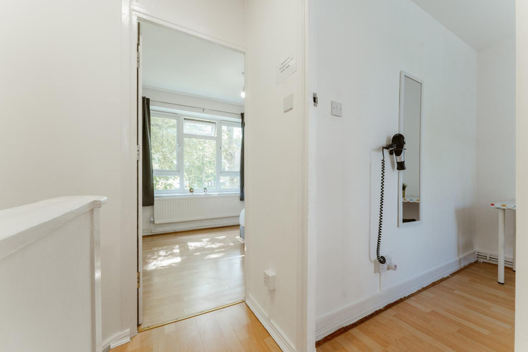 Others 2, Holloway Road Double rooms - 5, London