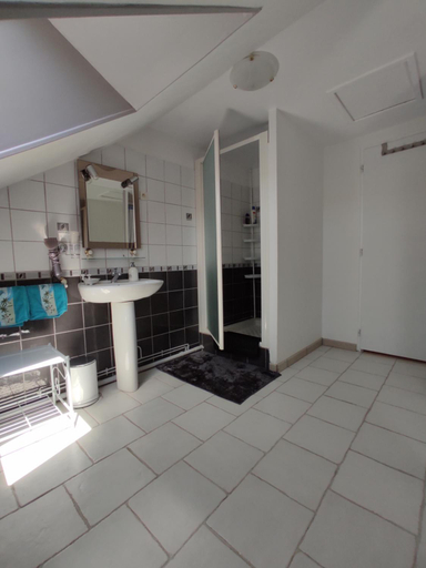 Bathroom 2, Carmen&Pascal, Loir-et-Cher