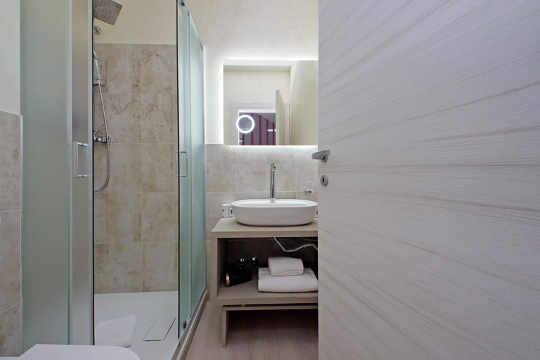 Others 4, Termini Comfort Rooms by Flatinrome, Roma