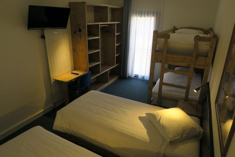 Bedroom 2, Palladium de Champery, Monthey