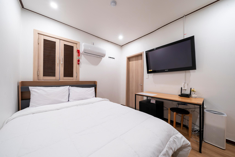 Bedroom 2, Hotel Jeong, Ansan