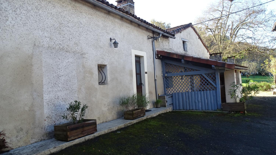 Exterior & Views 1, Les gites de Petrocoriis, Dordogne