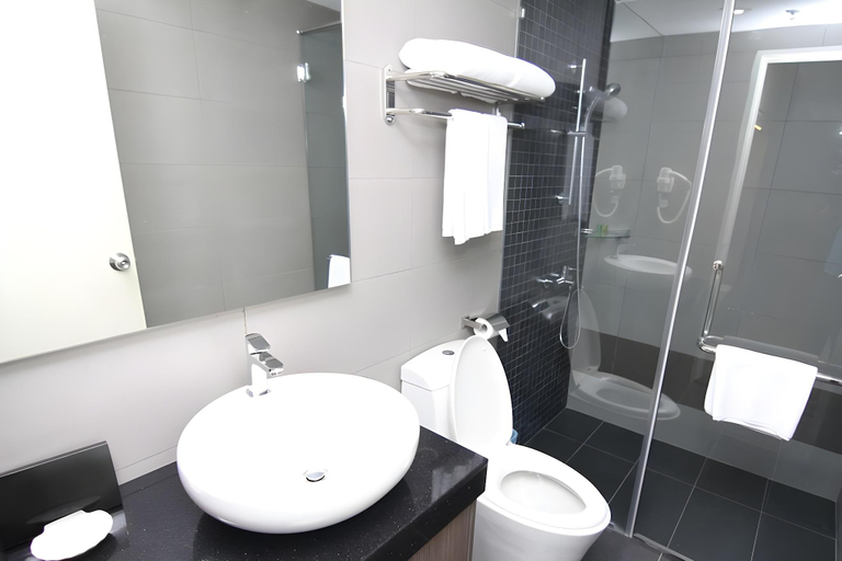 Bathroom 5, Imperial Regency Suites Petaling Jaya, Kuala Lumpur