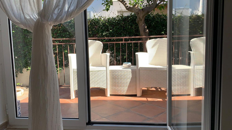 Others 5, Villa Giuseppina, Latina