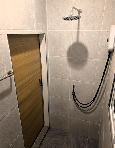 Bathroom 3, Hideout Hostel 2, Ko Phangan