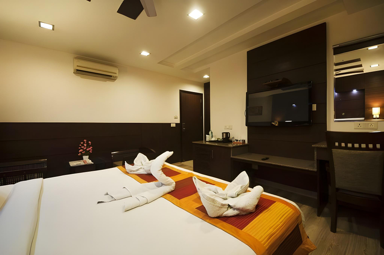 Bedroom 3, Hotel Amaltas International, Delhi