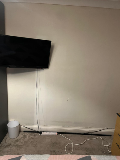 Others 2, Double room in Canvey island with shared bathroom, Essex