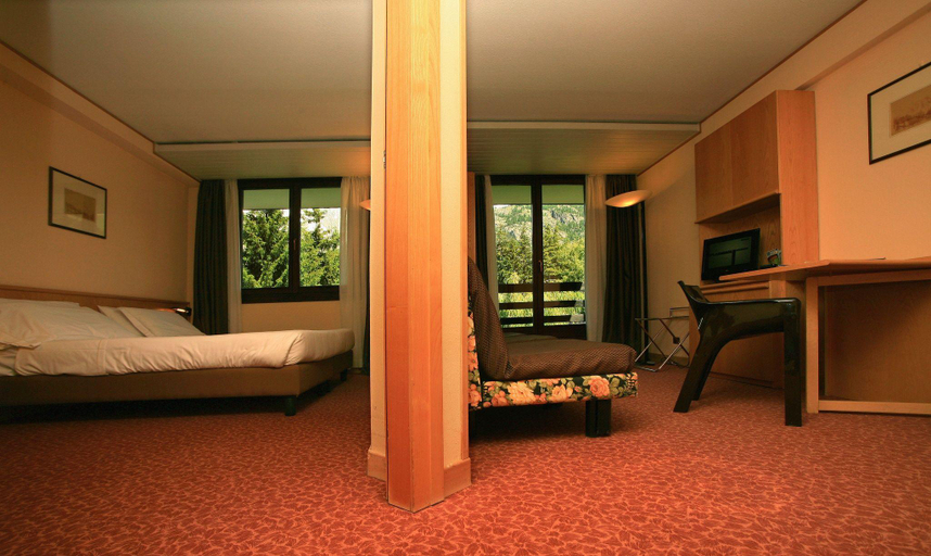 Bedroom 5, Hotel Les Jumeaux Courmayeur, Aosta
