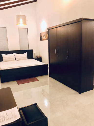 Bedroom 2, Millennium Elite, Katana