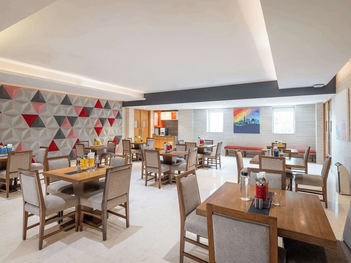 Food & Drinks 4, Ibis Delhi Airport, Delhi