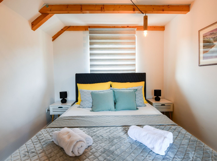 Room 2, Plivanje u Zalazak Sunca, Barilović