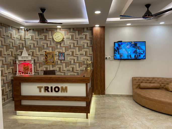 Others 5, Triom hotel, Delhi