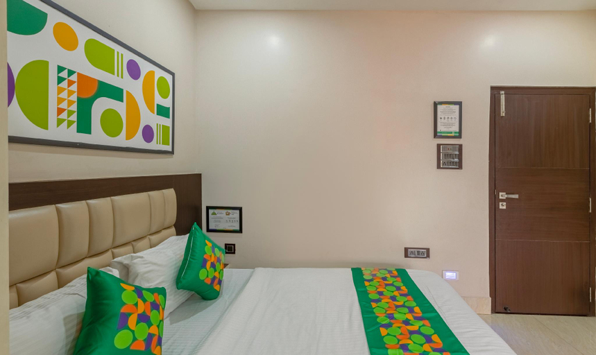 Bedroom 3, Treebo The Golden Sands, Bistupur, Purbi Singhbhum