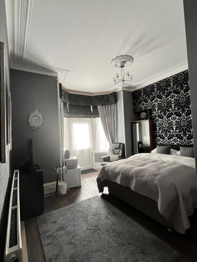 Bedroom 4, Hannahs Guesthouse, Aberdeen