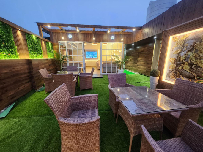Food & Drinks, Hotel Gold Palace Delhi, Delhi