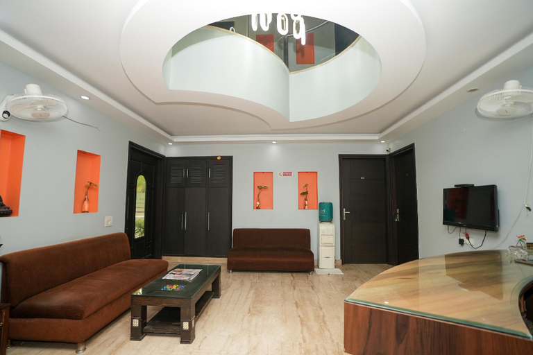 Public Area 2, Daffodils Inn, Gurgaon