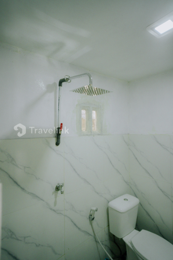 Bathroom 5, Flamboyan Cabin By Travelink, Wonosobo
