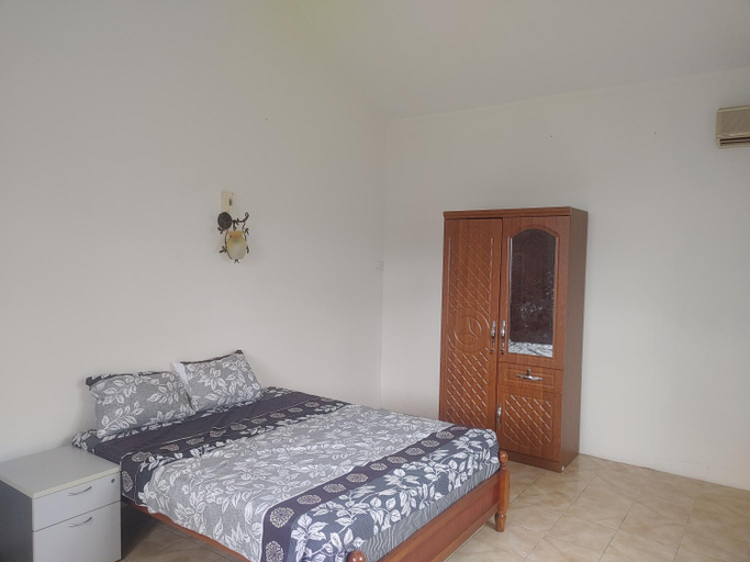Bedroom 4, Bamboo guest house