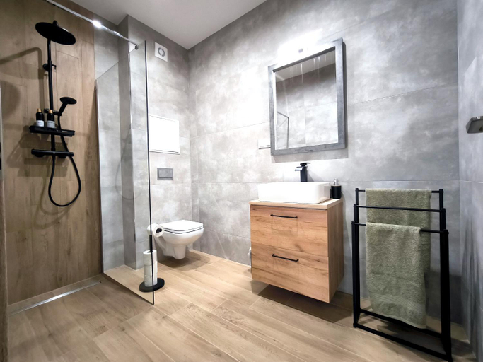 Others 3, Apartmany Karpatia s privatnym parkovanim, Svidník