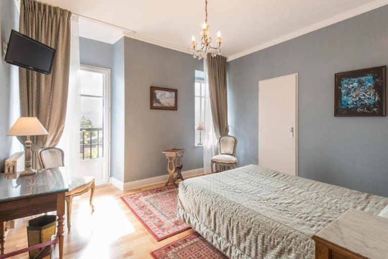 Bedroom 3, Logis Hotel Beau Site, Hautes-Pyrénées