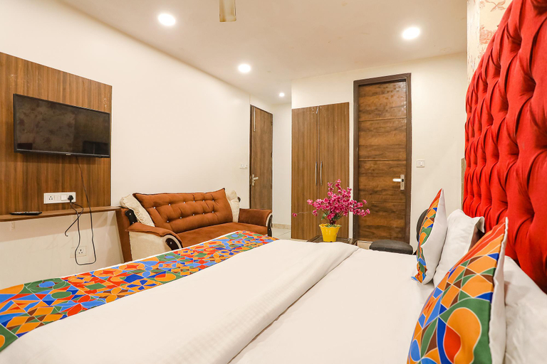 Bedroom 2, Via Royal Galaxy I, Delhi